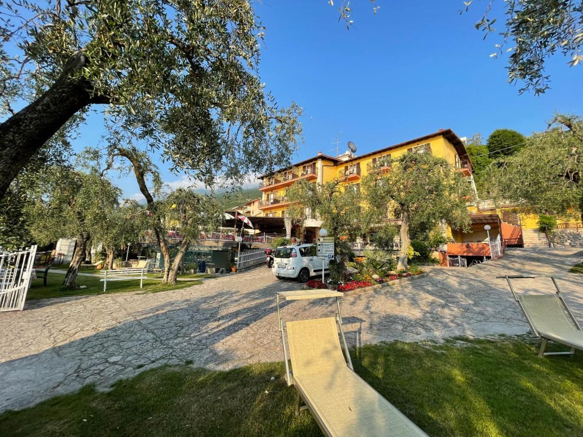 Hotel Rabay Brenzone sul Garda Luaran gambar