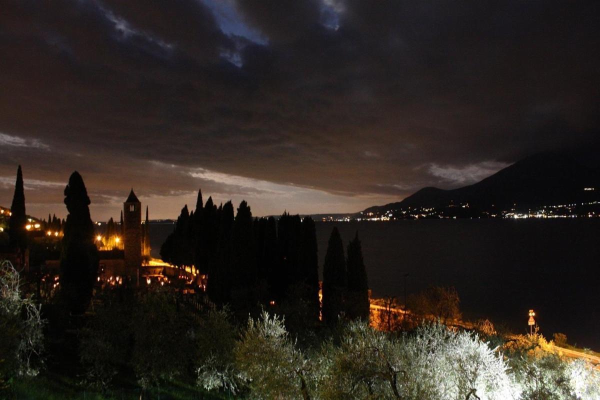 Hotel Rabay Brenzone sul Garda Luaran gambar