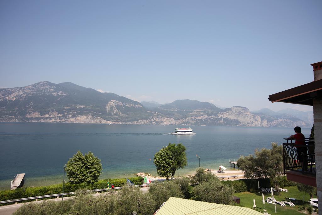 Hotel Rabay Brenzone sul Garda Luaran gambar